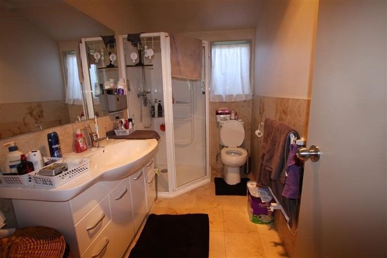 Photo of property in 56 Sherrybrooke Place, Sunnyvale, Auckland, 0612