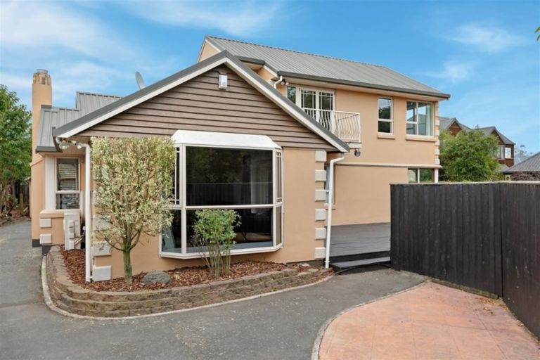 Photo of property in 55 Memorial Avenue, Ilam, Christchurch, 8053