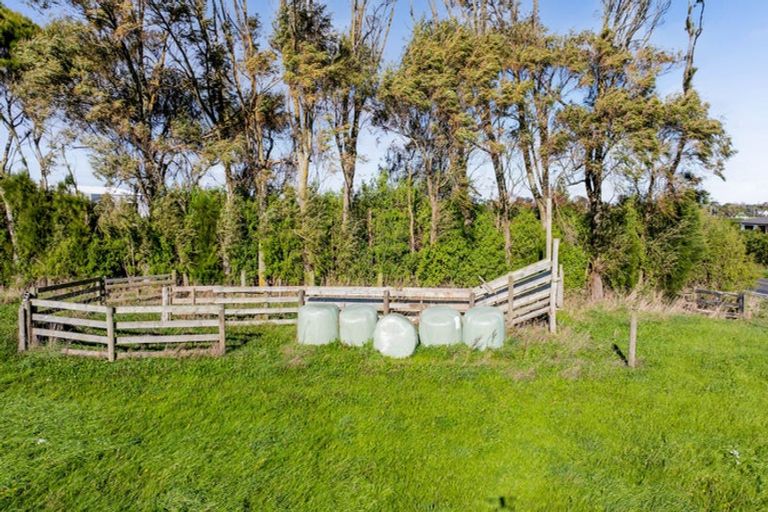 Photo of property in 84 Mawhitiwhiti Road, Normanby, Hawera, 4675