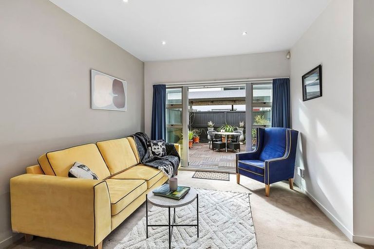 Photo of property in Galleria Apartments, 2/77 Tory Street, Te Aro, Wellington, 6011