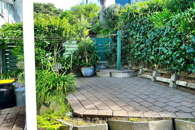 Photo of property in 7 Hereford Street, Wilton, Wellington, 6012