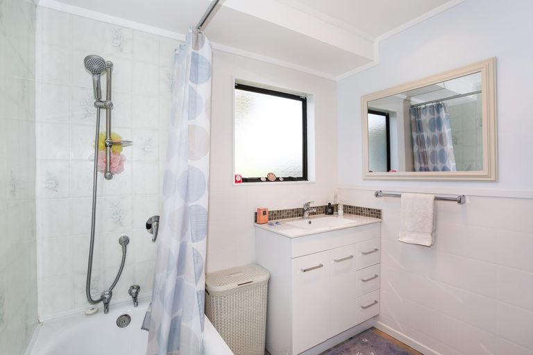 Photo of property in 20 Waipipi Wharf Road, Pollok, Waiuku, 2683