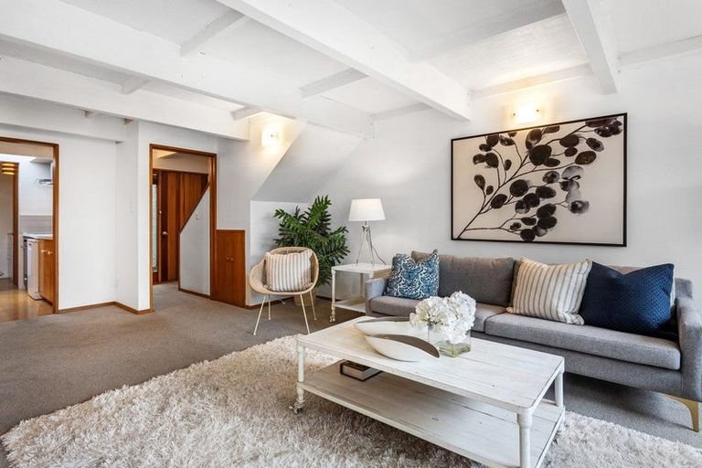 Photo of property in 2/20 Bristol Street, St Albans, Christchurch, 8014