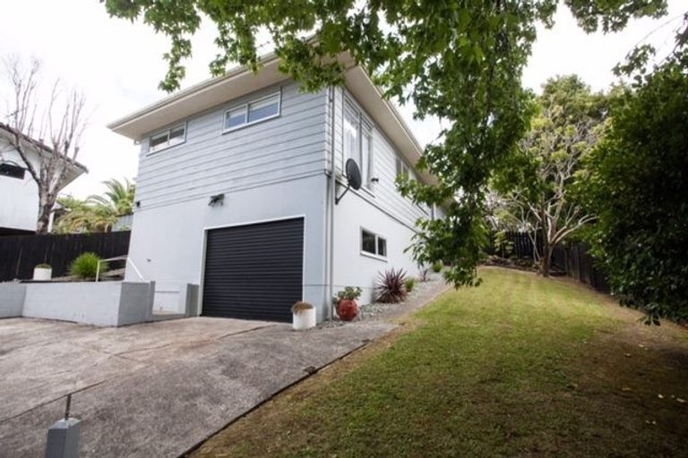 Photo of property in 57 Reynella Drive, Massey, Auckland, 0614