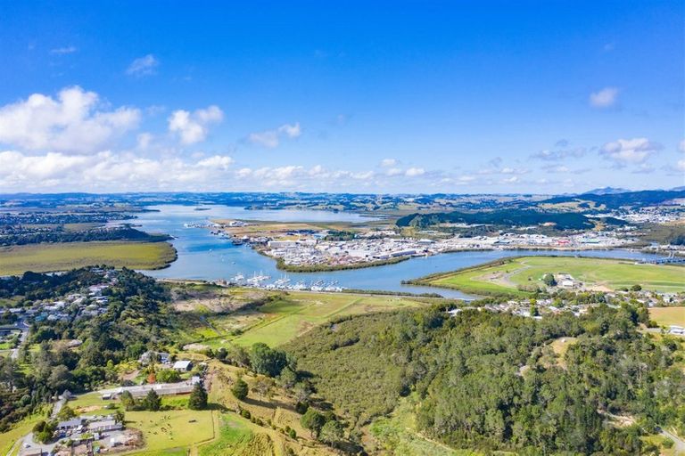 Photo of property in 151 Old Parua Bay Road, Abbey Caves, Whangarei, 0175