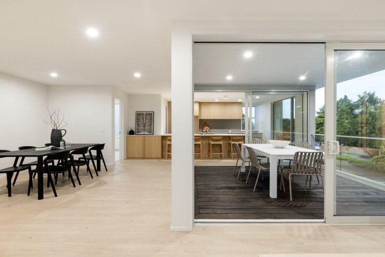 Photo of property in 1/2 Woodstock Road, Fairfield, Hamilton, 3214