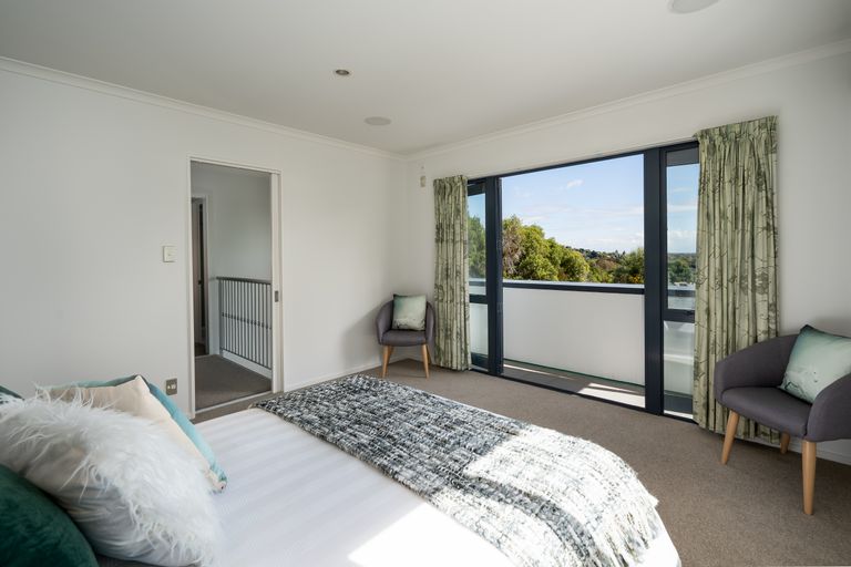 Photo of property in 25 Major Aitken Drive, Huntsbury, Christchurch, 8022