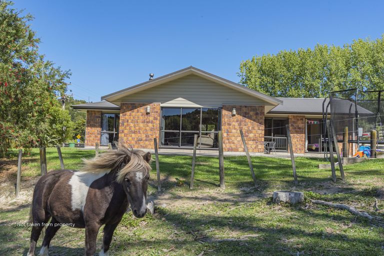 Photo of property in 286 Whau Valley Road, Whau Valley, Whangarei, 0112