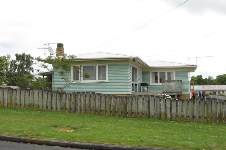 Photo of property in 12 Montgomery Avenue, Pukekohe, 2120