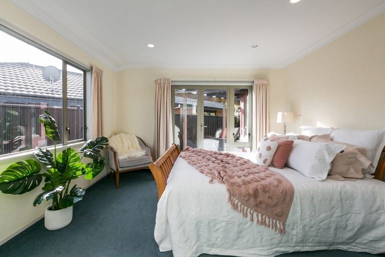 Photo of property in 5 Kentia Place, Havelock North, 4130