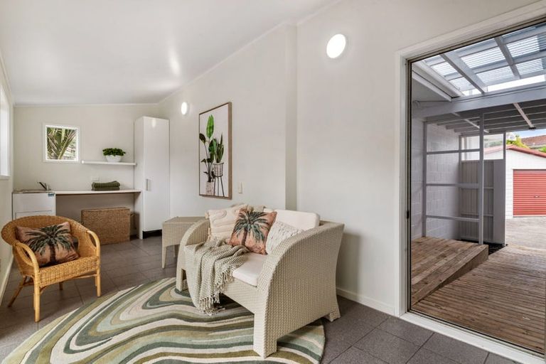 Photo of property in 43 Stredwick Drive, Torbay, Auckland, 0630