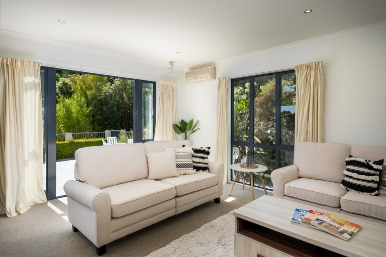 Photo of property in 25 Major Aitken Drive, Huntsbury, Christchurch, 8022