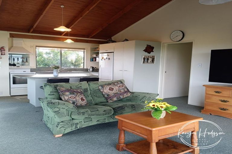 Photo of property in 7 Te Opi Road East, Whakapirau, Maungaturoto, 0583