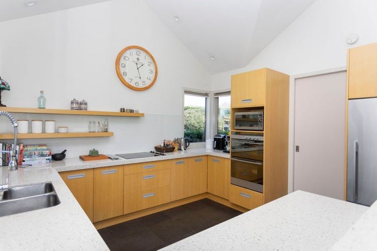 Photo of property in 239 Adelaide Road, Dannevirke, 4930