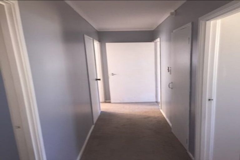 Photo of property in 24 Redcrest Avenue, Red Hill, Papakura, 2110