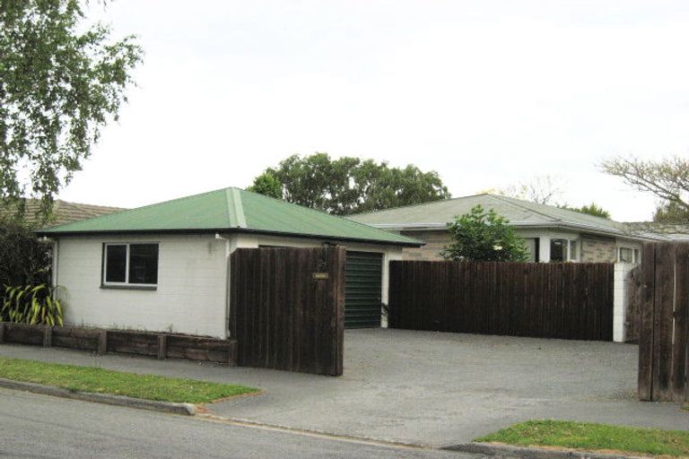 Photo of property in 27 Gainford Street, Avonhead, Christchurch, 8042