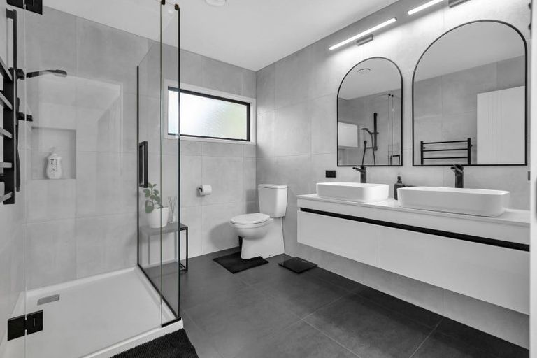 Photo of property in 2 Kotuku Street, Maunu, Whangarei, 0110