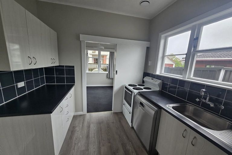 Photo of property in 10 Purser Grove, Fairfield, Lower Hutt, 5011