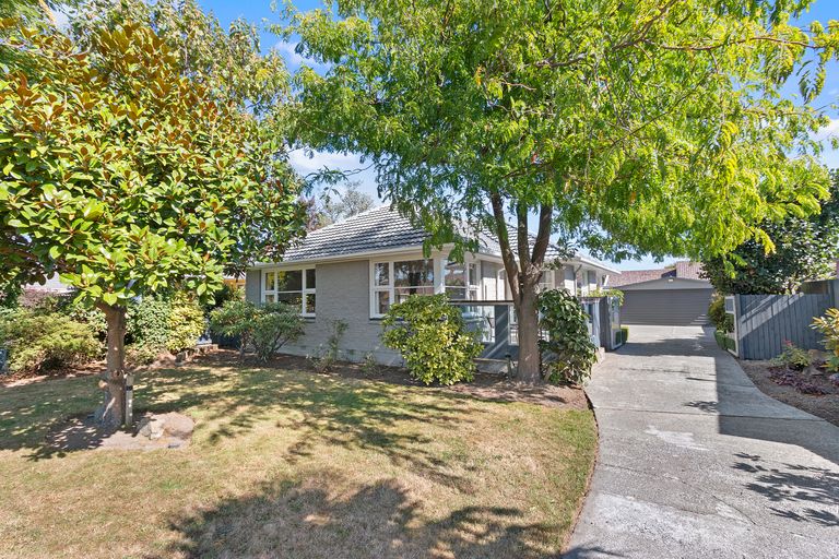 Photo of property in 91 Blankney Street, Hornby, Christchurch, 8042