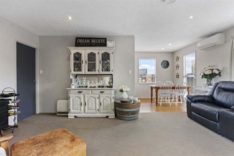 Photo of property in 1/111 Hay Street, Bromley, Christchurch, 8062