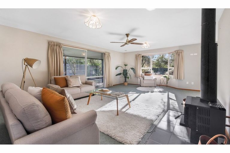 Photo of property in 5 Bluff Street, Coalgate, 7673