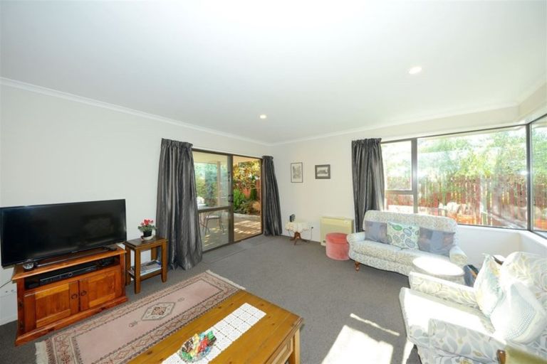 Photo of property in 1/2b Wherstead Road, Cashmere, Christchurch, 8022