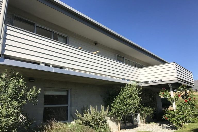 Photo of property in 55 Totara Terrace, Wanaka, 9305