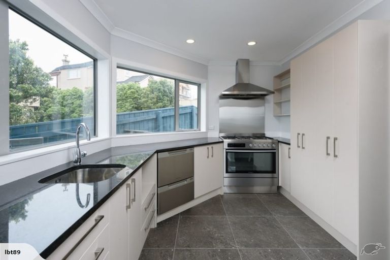 Photo of property in 15 Monteith Grove, Brooklyn, Wellington, 6021