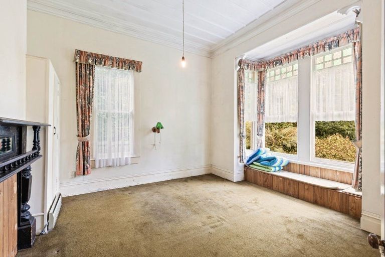 Photo of property in 1097 Junction Road, Egmont Village, New Plymouth, 4372