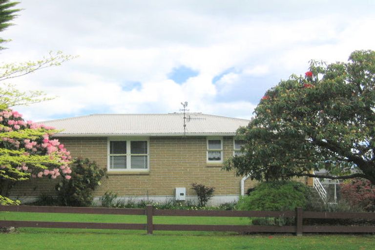 Photo of property in 1 Alastair Avenue, Owhata, Rotorua, 3010