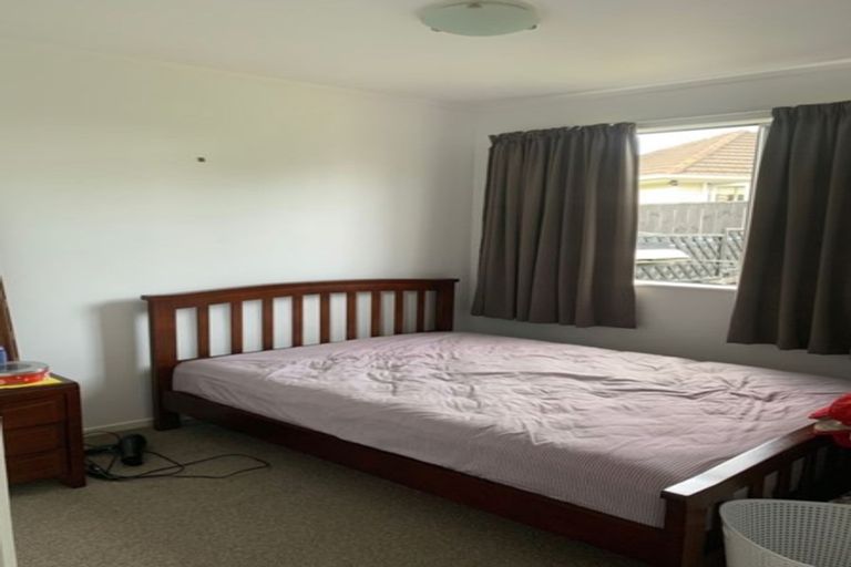 Photo of property in 1/29 Ludlow Terrace, Totara Vale, Auckland, 0627