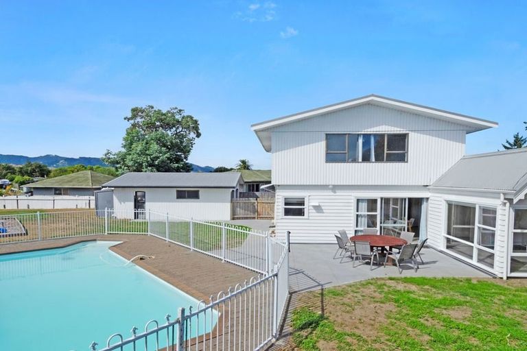 Photo of property in 3 Dennis Grove, Paraparaumu Beach, Paraparaumu, 5032