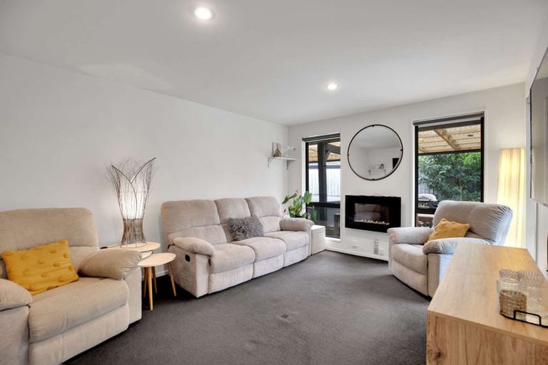 Photo of property in 8 Duggan Close, Rolleston, 7614