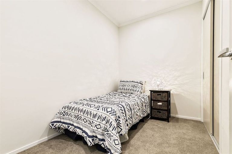 Photo of property in 64 Rangihina Road, Hobsonville, Auckland, 0616