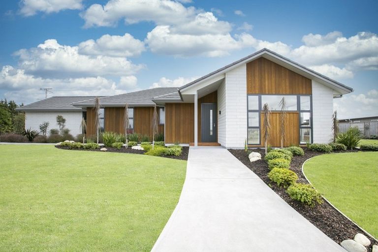 Photo of property in 86 Solway Crescent, Solway, Masterton, 5810