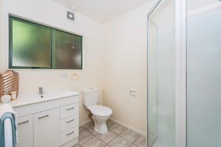 Photo of property in 1/61 Mountbatten Avenue, Hillcrest, Auckland, 0627