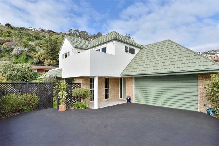 Photo of property in 116 Mccormacks Bay Road, Mount Pleasant, Christchurch, 8081