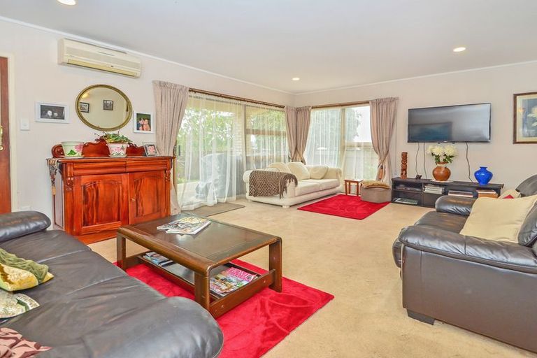 Photo of property in 9 Cooper Street, Pukekohe, 2120
