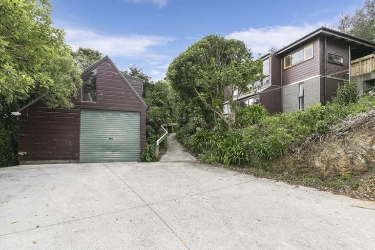 Photo of property in 89 Black Rock Road, Newlands, Wellington, 6037