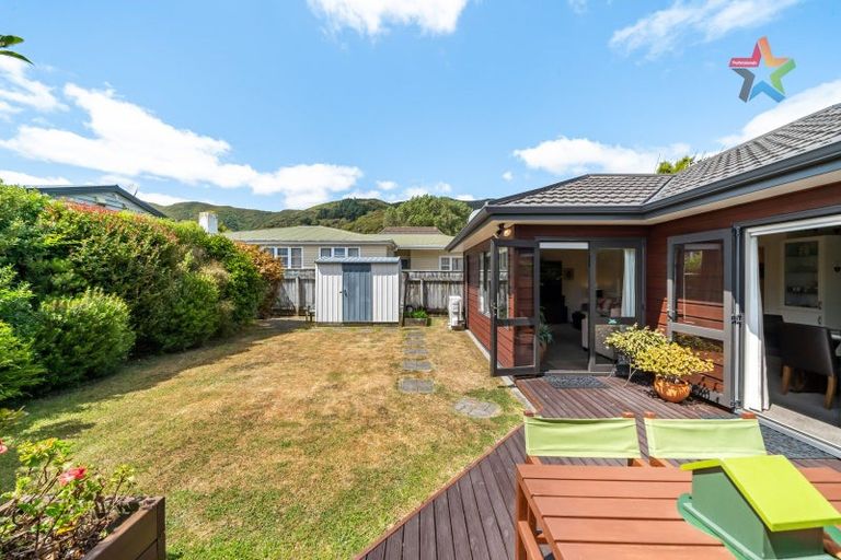 Photo of property in 27a Malone Road, Waterloo, Lower Hutt, 5011