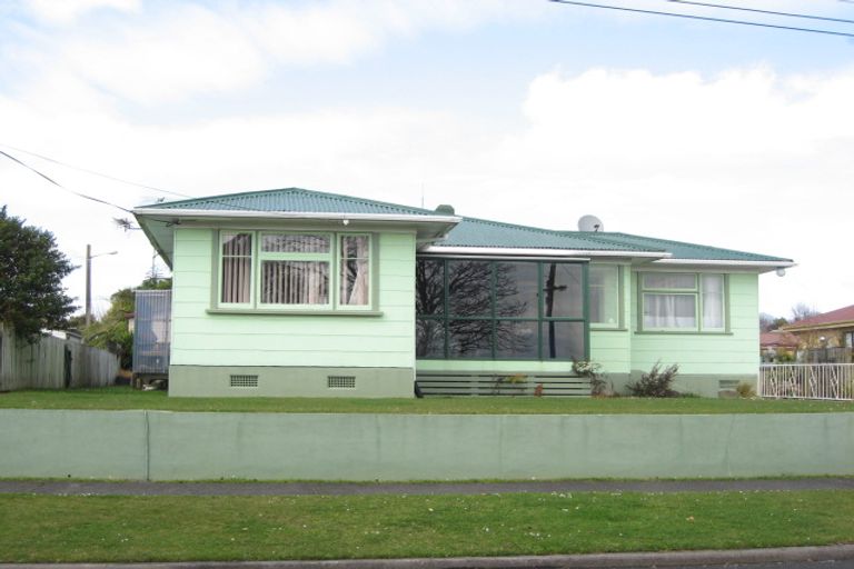 Photo of property in 25 Davies Road, Hurdon, New Plymouth, 4310