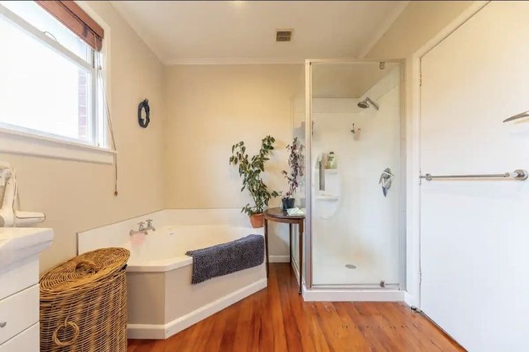 Photo of property in 29 Hill View Crescent, Highfield, Timaru, 7910