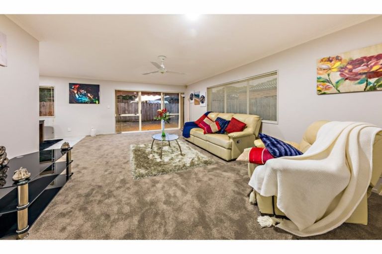 Photo of property in 31 Muirfield Street, Wattle Downs, Auckland, 2103