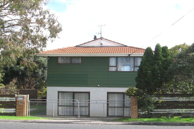 Photo of property in 113 Seymour Road, Sunnyvale, Auckland, 0612