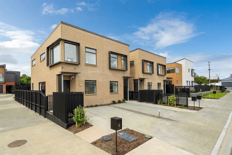 Photo of property in 1d Lowe Street, Belmont, Auckland, 0622