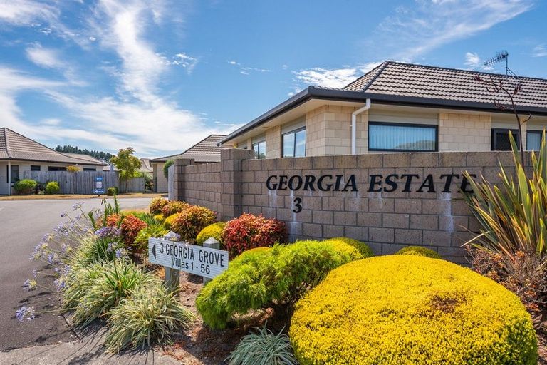 Photo of property in Georgia Estate, 14/3 Georgia Grove, Paraparaumu, 5032