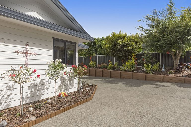 Photo of property in 3 Village Park Drive, Welcome Bay, Tauranga, 3112