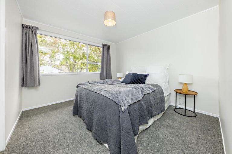 Photo of property in 14 Chantal Place, Red Hill, Papakura, 2110