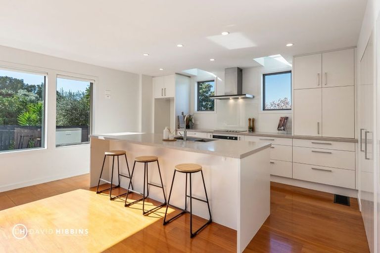 Photo of property in 11 Stanaway Street, Hillcrest, Auckland, 0627