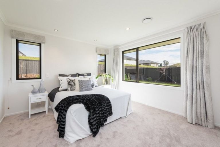 Photo of property in 16 Woolshed Drive, Stoke, Nelson, 7011